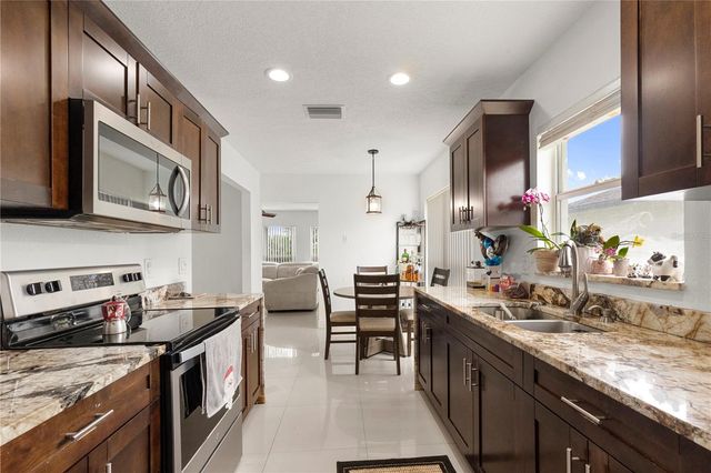 7529 ARMAND CIRCLE, Tampa, FL 33634