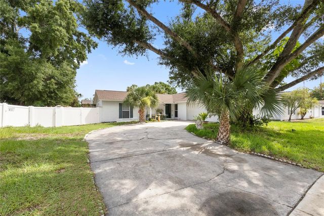 7529 ARMAND CIRCLE, Tampa, FL 33634