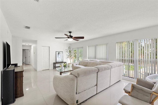 7529 ARMAND CIRCLE, Tampa, FL 33634