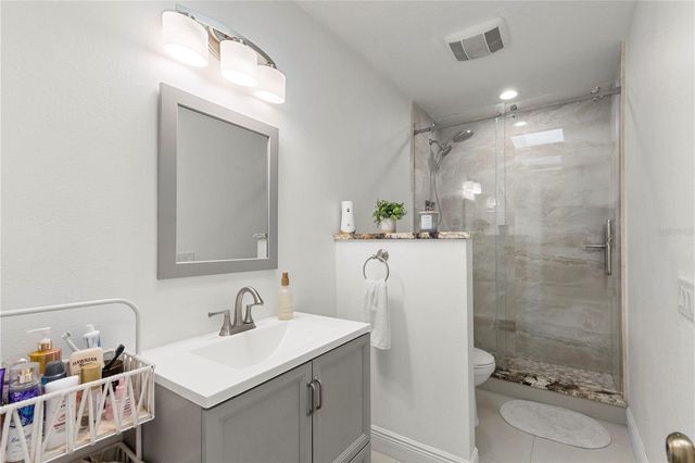 7529 ARMAND CIRCLE, Tampa, FL 33634