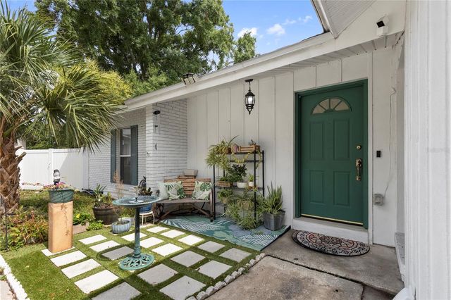 7529 ARMAND CIRCLE, Tampa, FL 33634