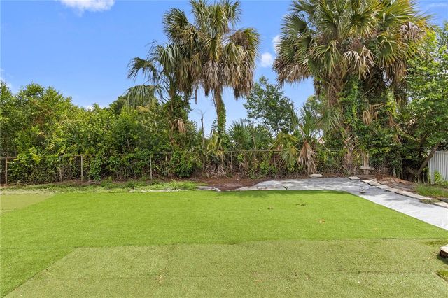 7529 ARMAND CIRCLE, Tampa, FL 33634