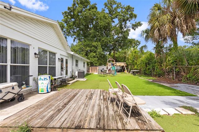 7529 ARMAND CIRCLE, Tampa, FL 33634