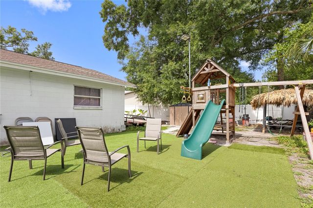 7529 ARMAND CIRCLE, Tampa, FL 33634