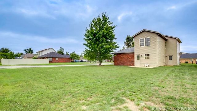 7704 Joseph Drive, Sellersburg, IN 47172