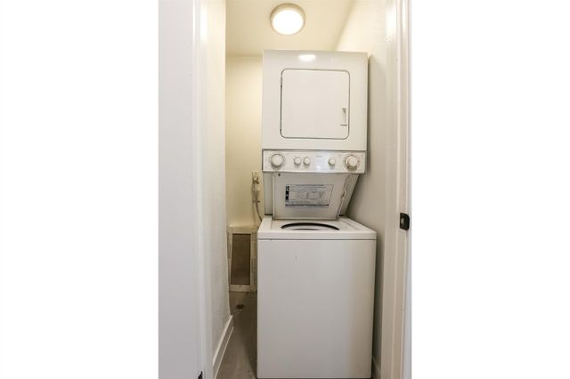 203 E 31st ST 104, Austin, TX 78705