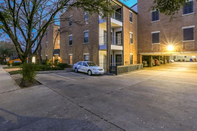203 E 31st ST 104, Austin, TX 78705