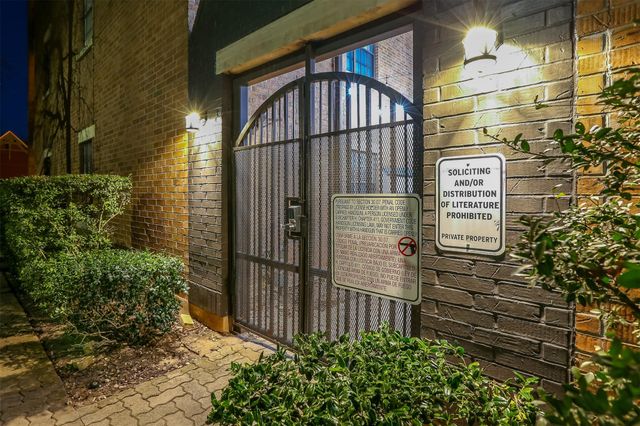 203 E 31st ST 104, Austin, TX 78705