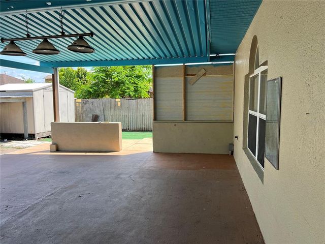 350 CORSICA COURT, Kissimmee, FL 34758