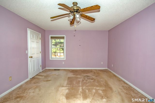 26 Hillside Farms Drive 26, East Windsor, CT 06016