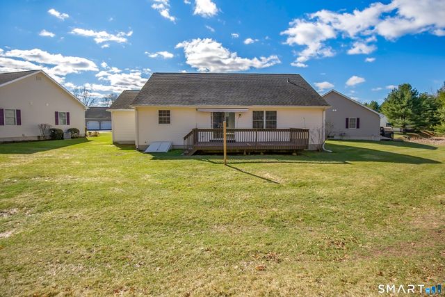 26 Hillside Farms Drive 26, East Windsor, CT 06016