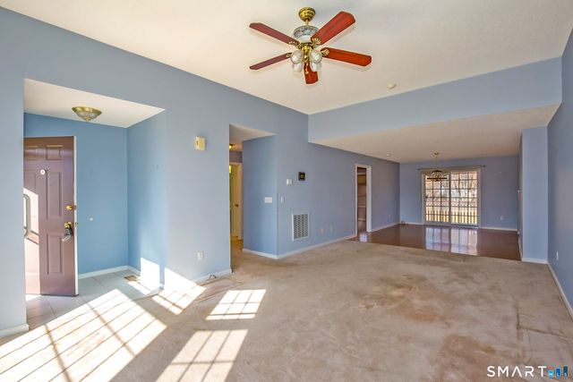 26 Hillside Farms Drive 26, East Windsor, CT 06016