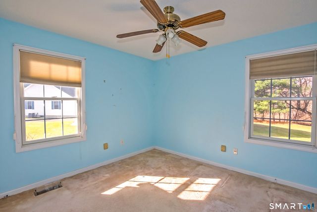 26 Hillside Farms Drive 26, East Windsor, CT 06016