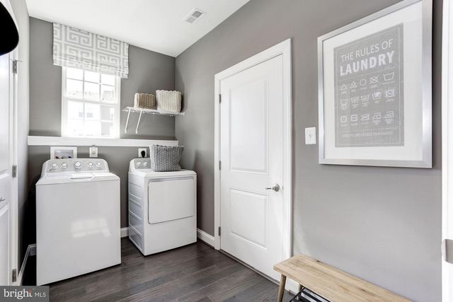 341 RUFFIAN RD, Camp Hill, PA 17011