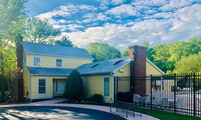 8 Osage Place, Durham, NC 27712