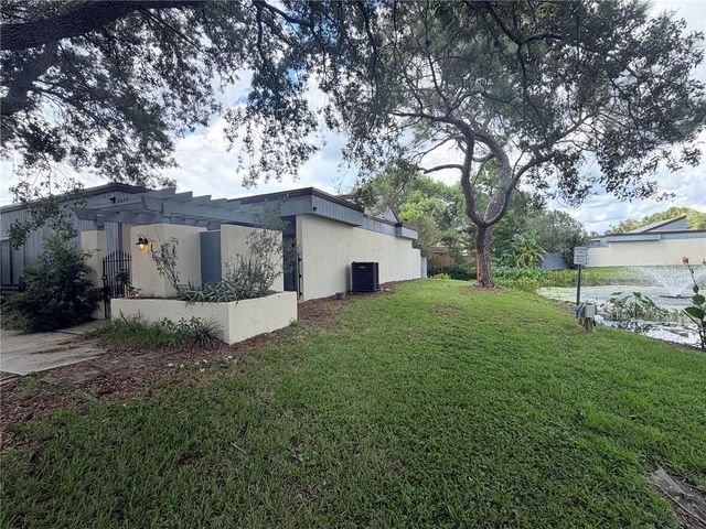 2275 ISLAND RUN, Winter Park, FL 32792