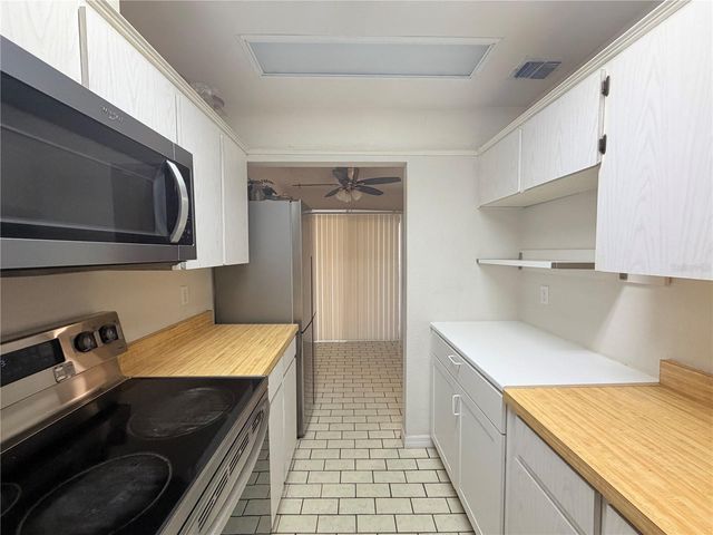 2275 ISLAND RUN, Winter Park, FL 32792