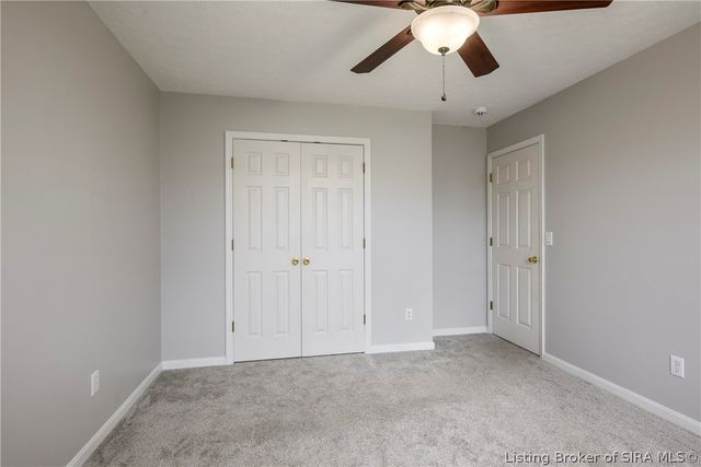 1103 Stonelilly Drive, Jeffersonville, IN 47130