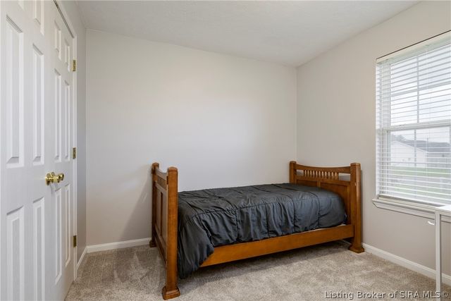 1103 Stonelilly Drive, Jeffersonville, IN 47130