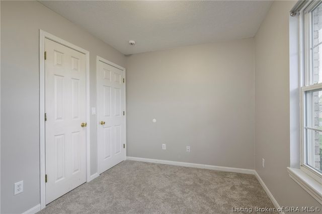 1103 Stonelilly Drive, Jeffersonville, IN 47130