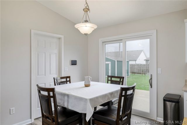 1103 Stonelilly Drive, Jeffersonville, IN 47130