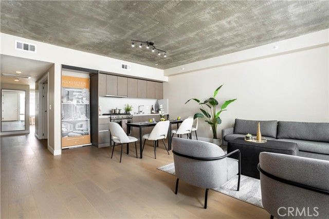 380 Cordova Street 402, Pasadena, CA 91101