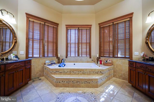 6 EXCALIBUR CT, Rehoboth Beach, DE 19971