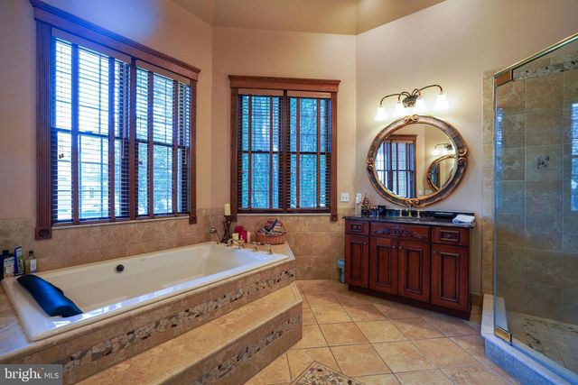 6 EXCALIBUR CT, Rehoboth Beach, DE 19971