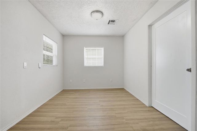 2117 Queensbury Road, Moore, OK 73160