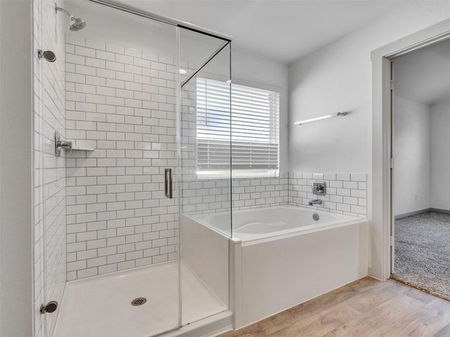 818 Betsy Hill Drive, Rosharon, TX 77583
