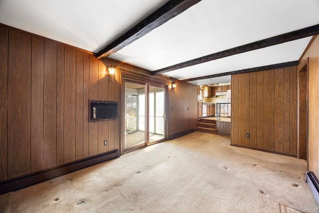 181 Eastwood Dr, Westfield, MA 01085