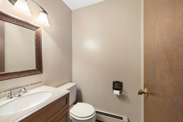 181 Eastwood Dr, Westfield, MA 01085