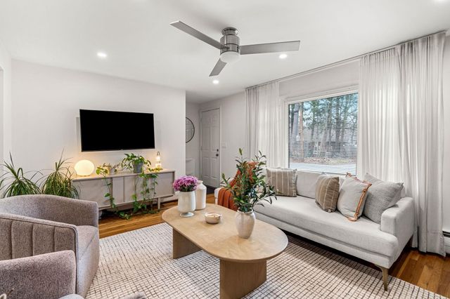 21 Hayden Street, Nashua, NH 03060