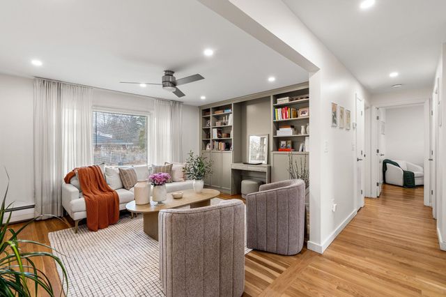 21 Hayden Street, Nashua, NH 03060