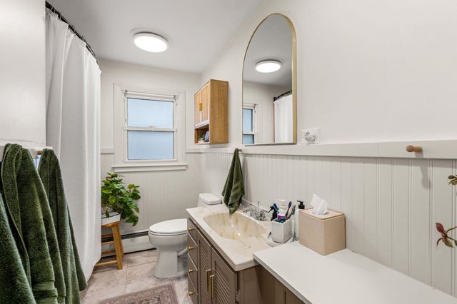21 Hayden Street, Nashua, NH 03060