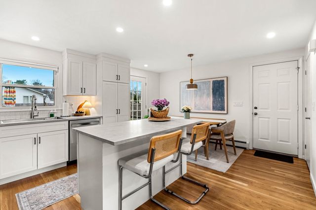 21 Hayden Street, Nashua, NH 03060
