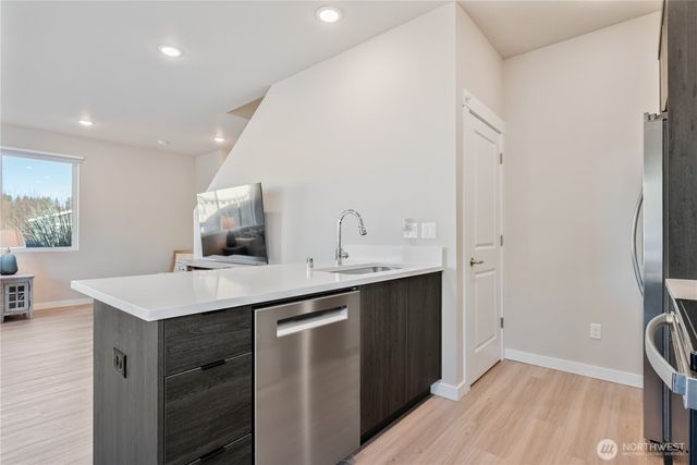 109 Hill Drive, Cathlamet, WA 98612