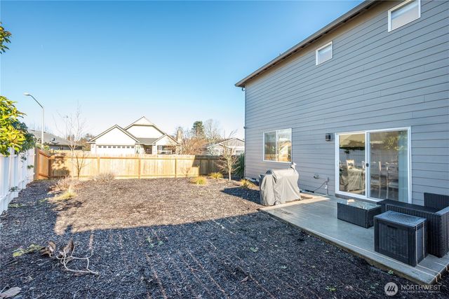 109 Hill Drive, Cathlamet, WA 98612