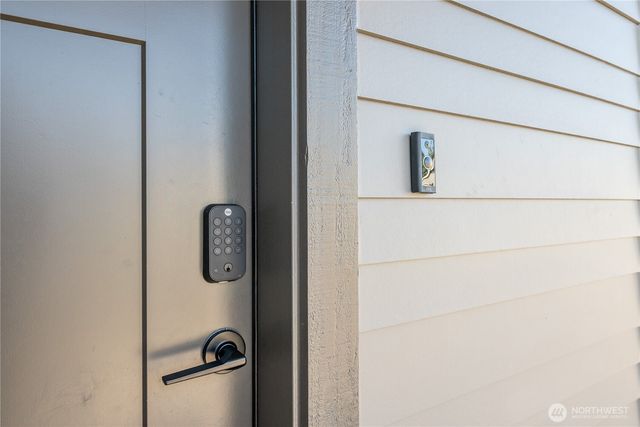 109 Hill Drive, Cathlamet, WA 98612