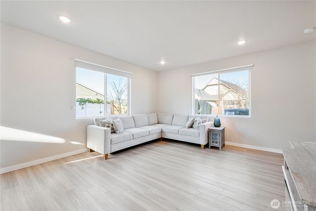 109 Hill Drive, Cathlamet, WA 98612