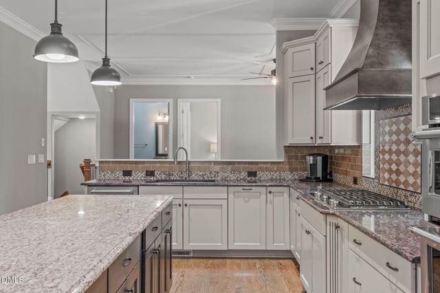 3504 Castelaine Circle, Apex, NC 27539