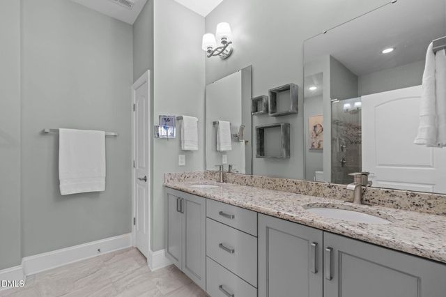 3504 Castelaine Circle, Apex, NC 27539