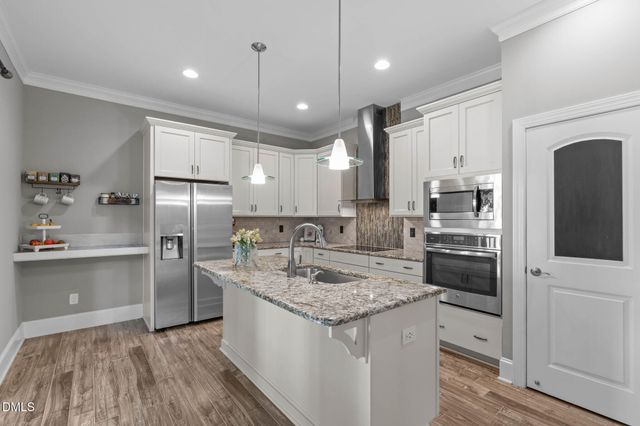 3504 Castelaine Circle, Apex, NC 27539