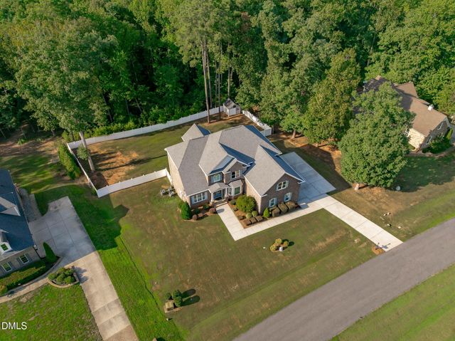 3504 Castelaine Circle, Apex, NC 27539