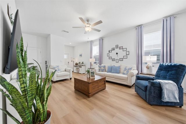 32041 POWDERPUFF MIMOSA DRIVE, San Antonio, FL 33576