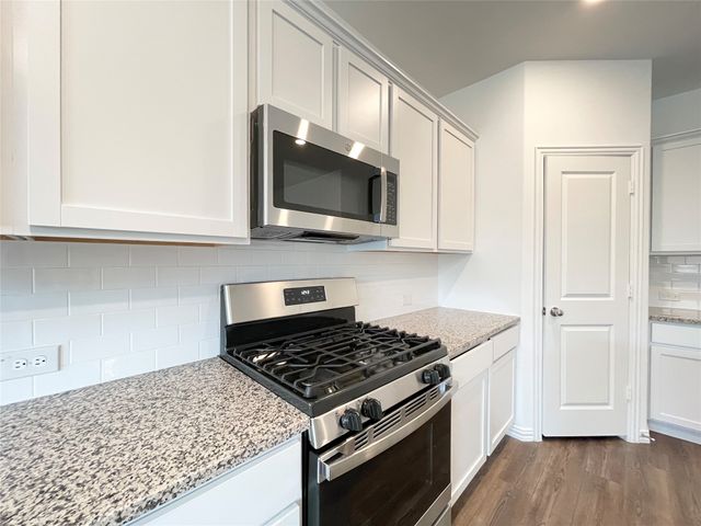 5429 Montrose Drive, Forney, TX 75126