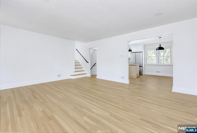 27 Merritt Avenue, Bergenfield, NJ 07621