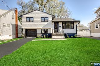 27 Merritt Avenue, Bergenfield, NJ 07621