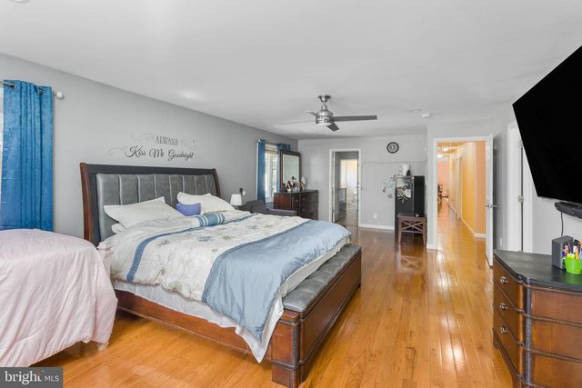 261 MILL LN W, Columbus, NJ 08022