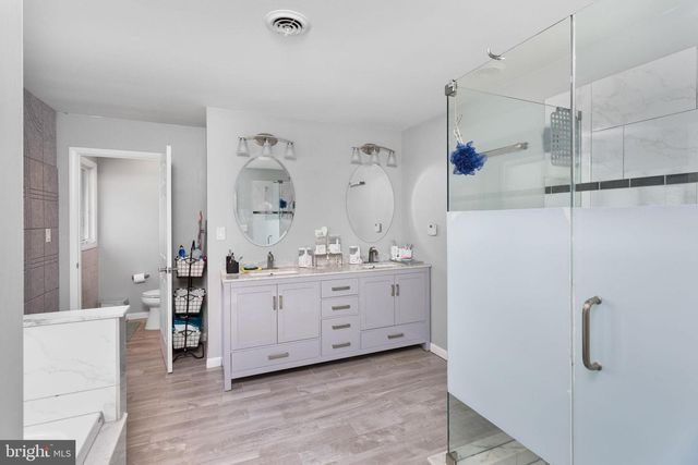 261 MILL LN W, Columbus, NJ 08022